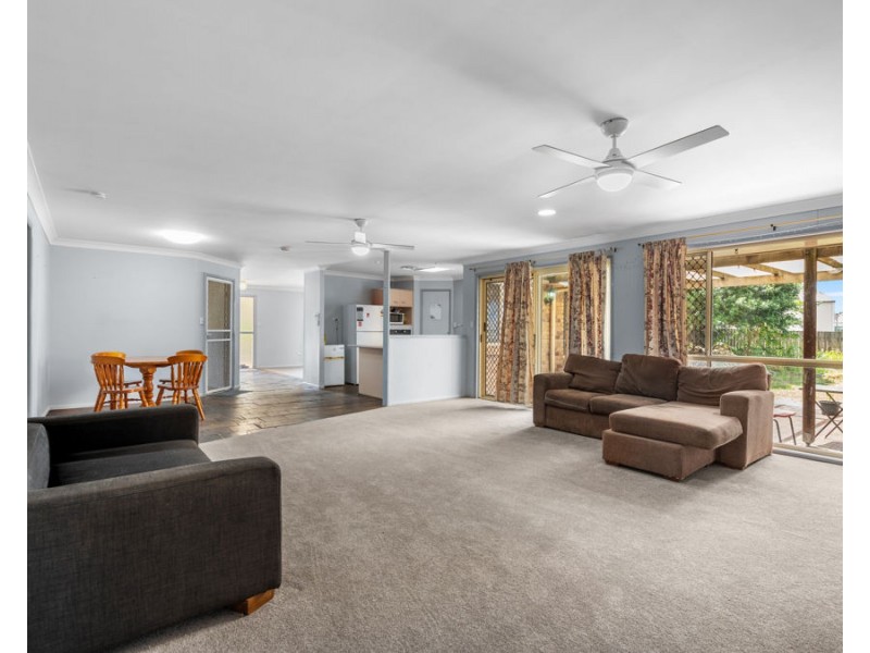 1 Belclaire Drive, Westbrook QLD 4350