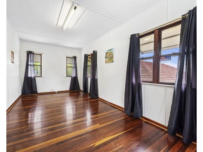 70 Ramsay Street, Centenary Heights QLD 4350