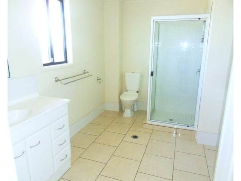 21/1-3 Uniplaza Court, Kearneys Spring QLD 4350