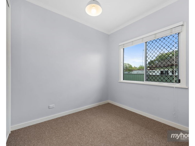 27 Beelbee Street, Harristown QLD 4350