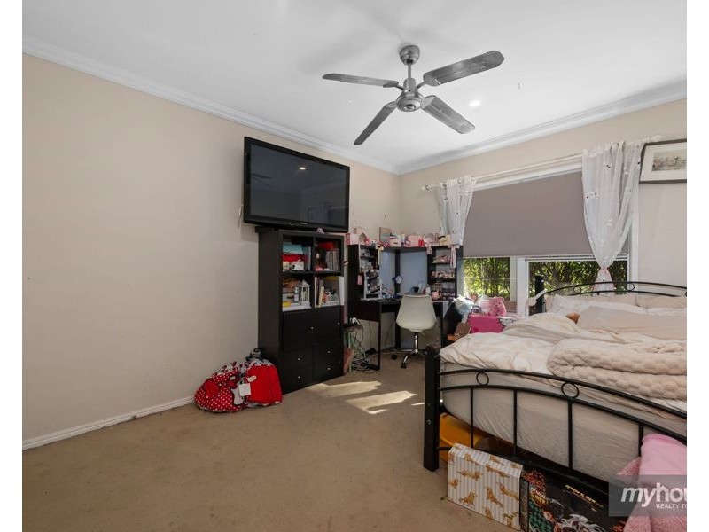 35 Reis Road, Highfields QLD 4352