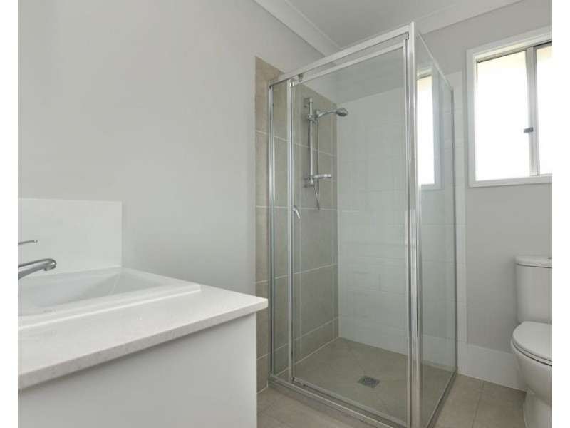 2/21 Kaytons Street, Drayton QLD 4350