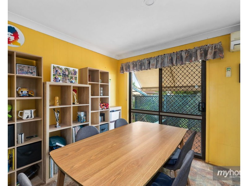 22 Beryl Street, Wilsonton QLD 4350