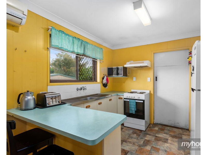 22 Beryl Street, Wilsonton QLD 4350