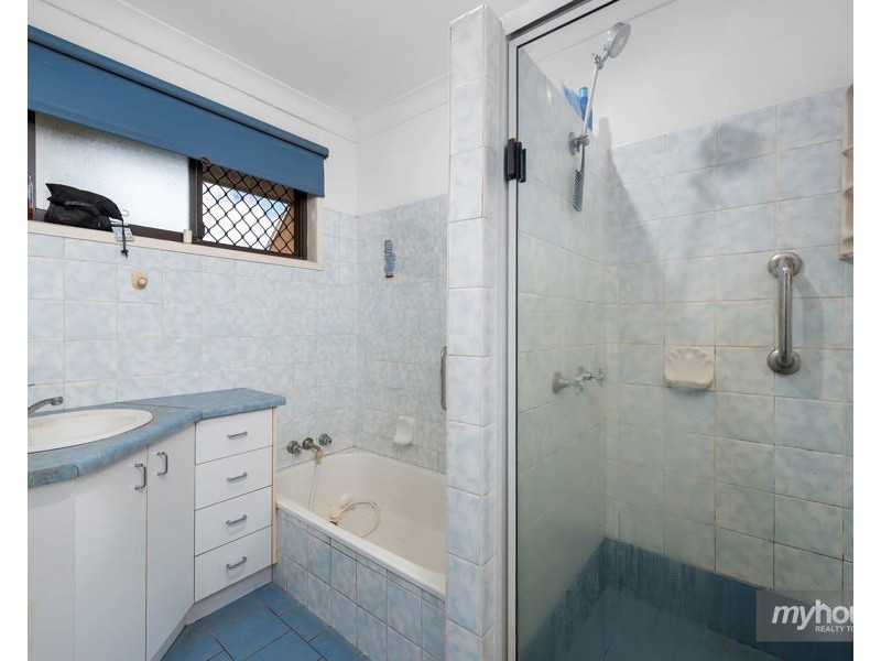 22 Beryl Street, Wilsonton QLD 4350