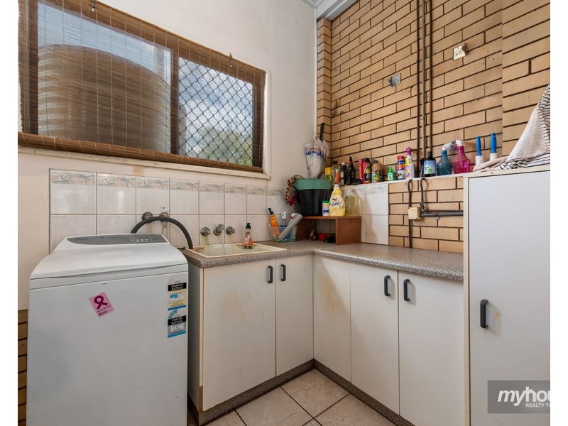 22 Beryl Street, Wilsonton QLD 4350