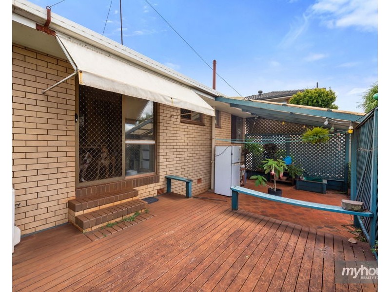 22 Beryl Street, Wilsonton QLD 4350