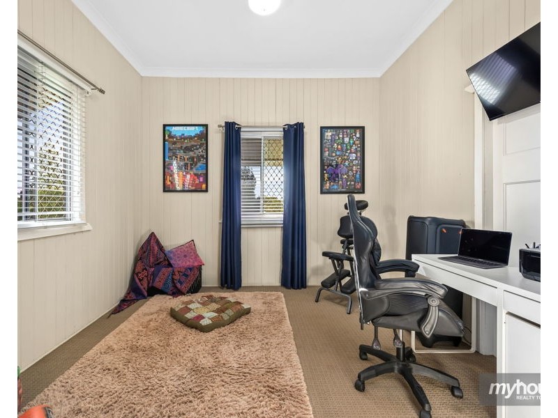 107 Ruthven Street, Harlaxton QLD 4350