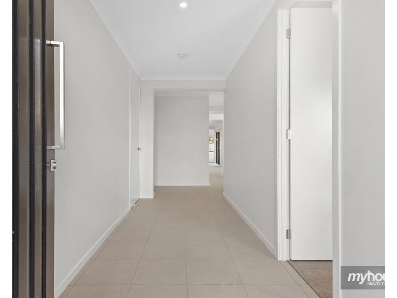 17 Saint Andrews Crescent, Highfields QLD 4352