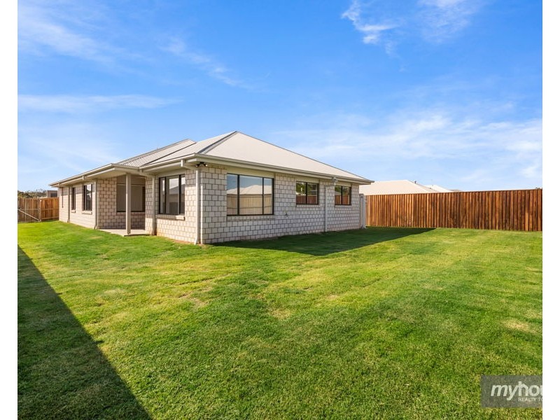 17 Saint Andrews Crescent, Highfields QLD 4352