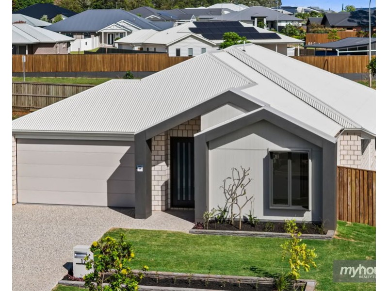 17 Saint Andrews Crescent, Highfields QLD 4352