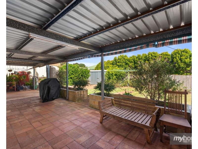 12 Gainsborough Drive, Glenvale QLD 4350