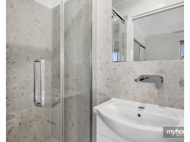 14 Florence Street, Harristown QLD 4350