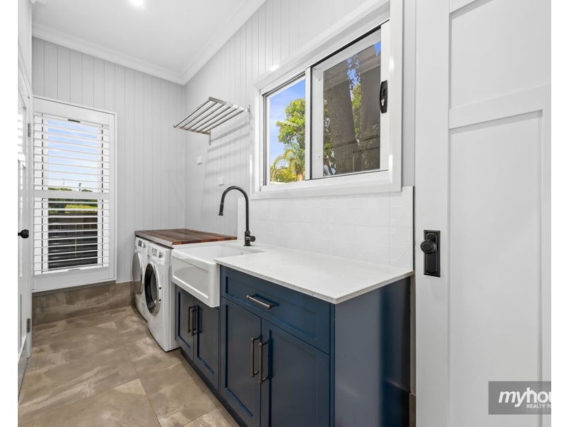 6 Jenkins Street, Newtown QLD 4350