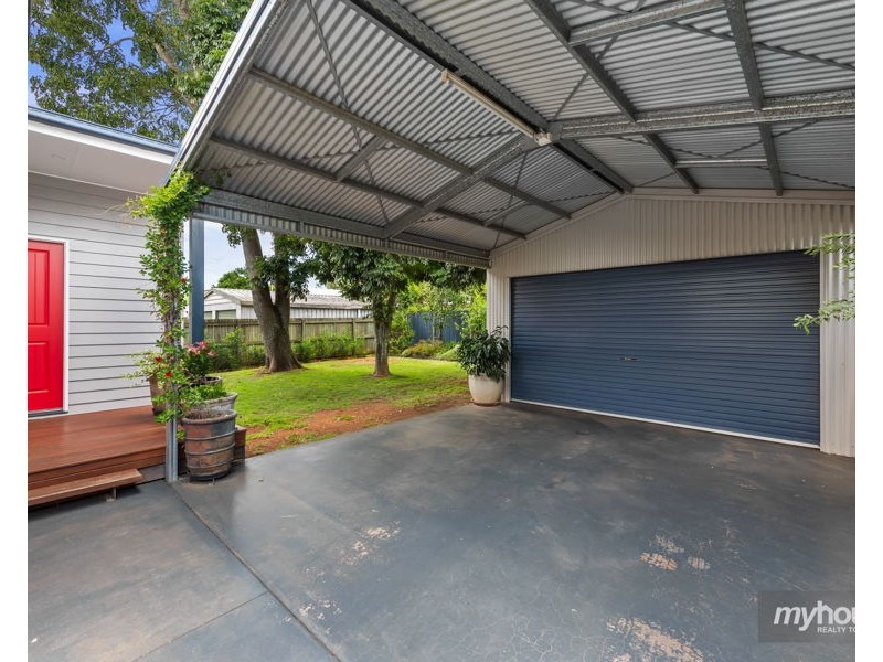 6 Jenkins Street, Newtown QLD 4350
