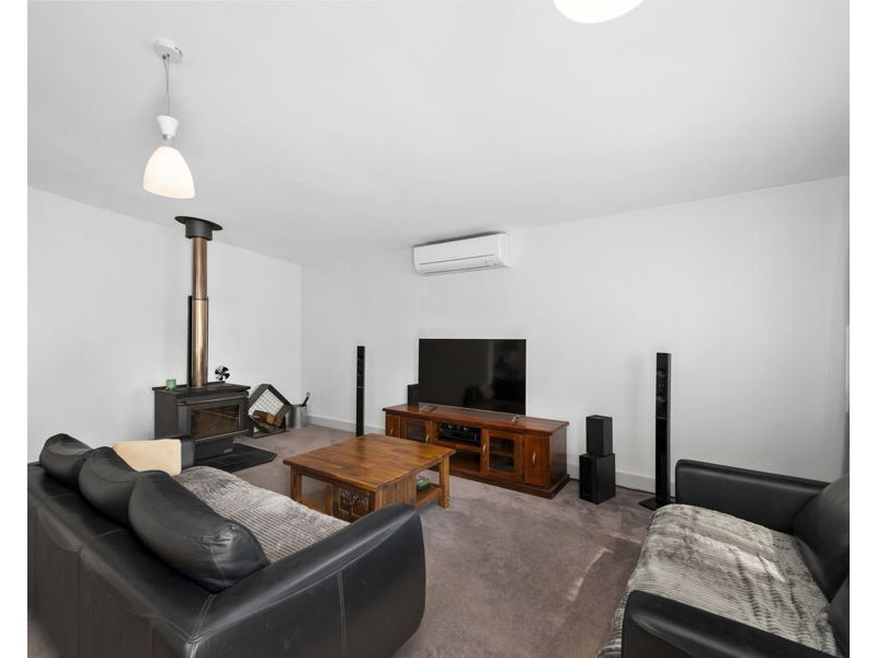 10 Hartwig Street, Goombungee QLD 4354