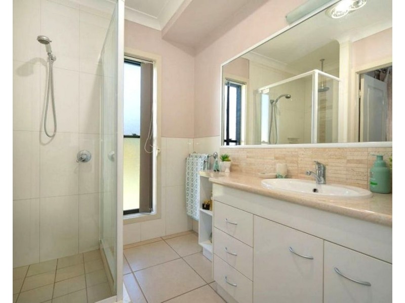 10 Stewart Street, Withcott QLD 4352