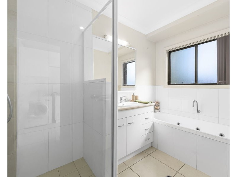 10 Stewart Street, Withcott QLD 4352