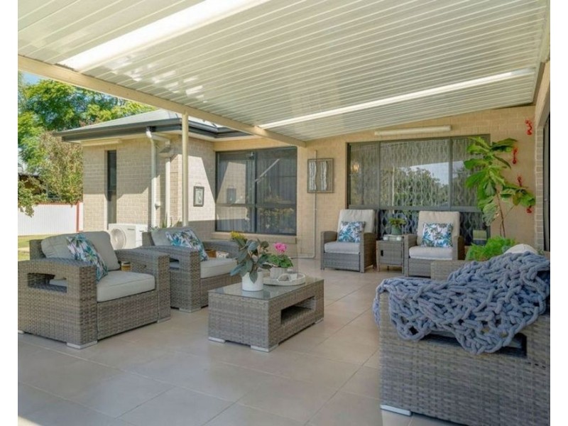 10 Stewart Street, Withcott QLD 4352