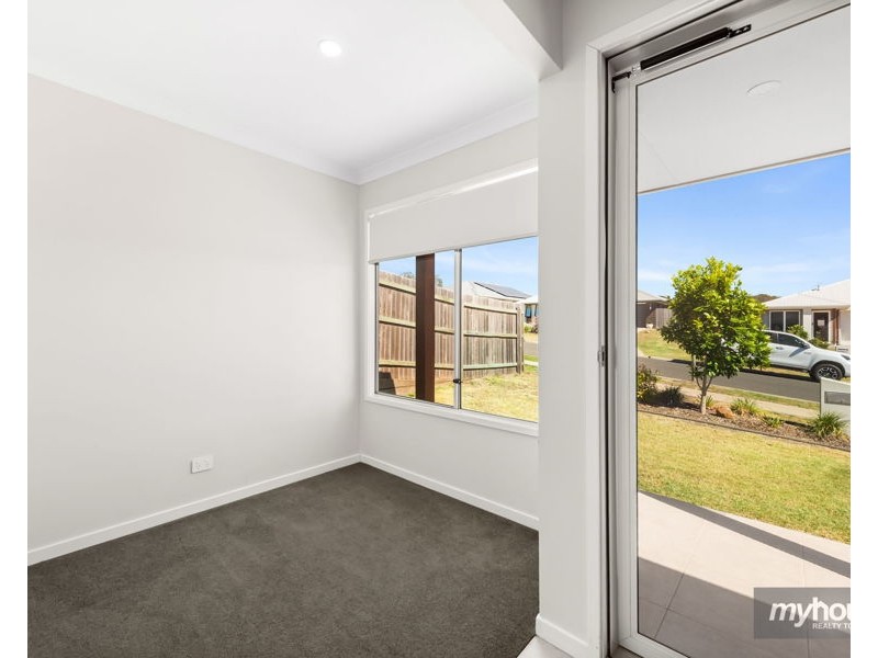 2/14 Wolff Street, Cotswold Hills QLD 4350