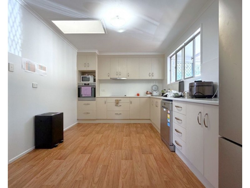 Room A/16 Naranga Street, Rangeville QLD 4350