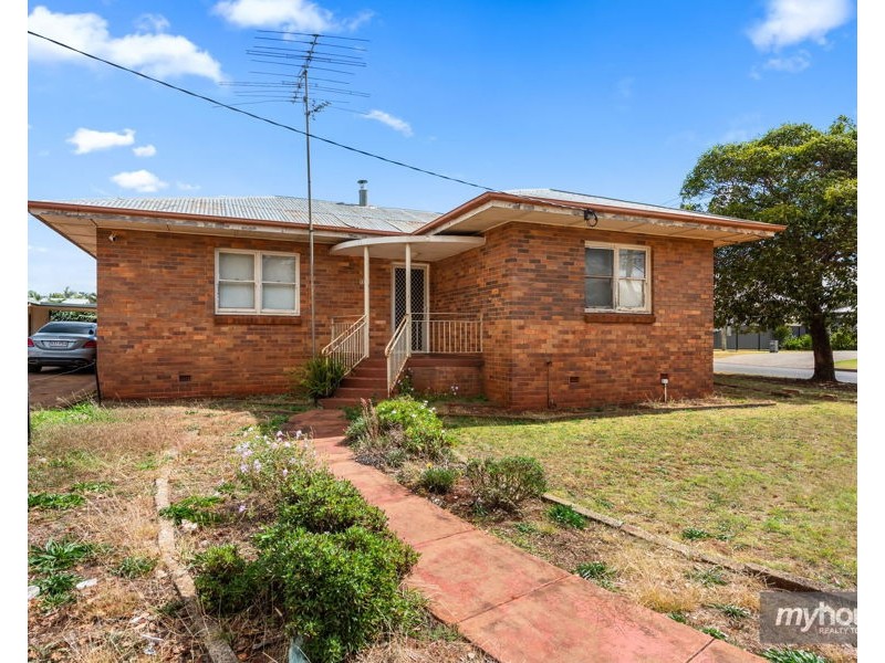 115 Anzac Avenue, Newtown QLD 4350