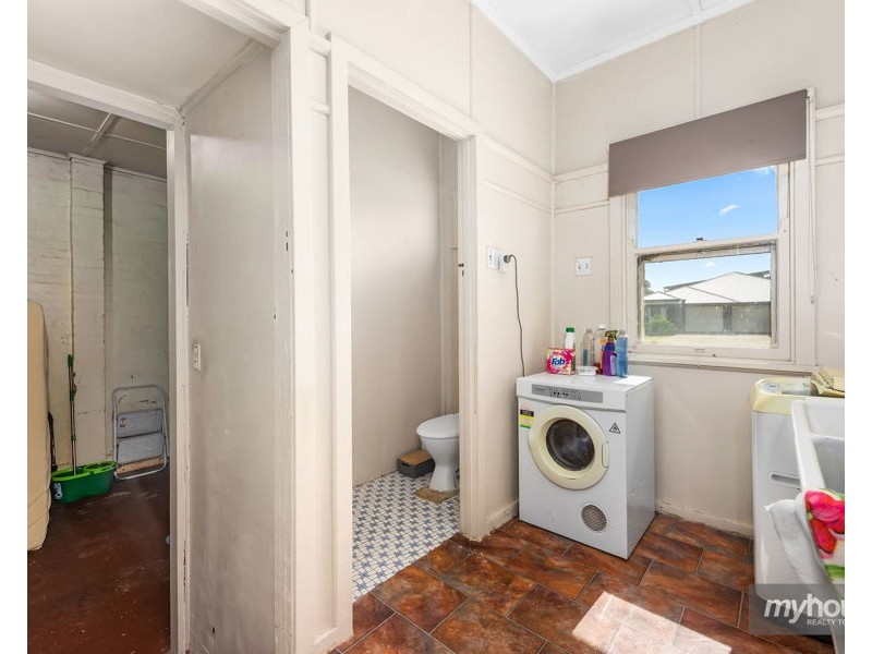 115 Anzac Avenue, Newtown QLD 4350
