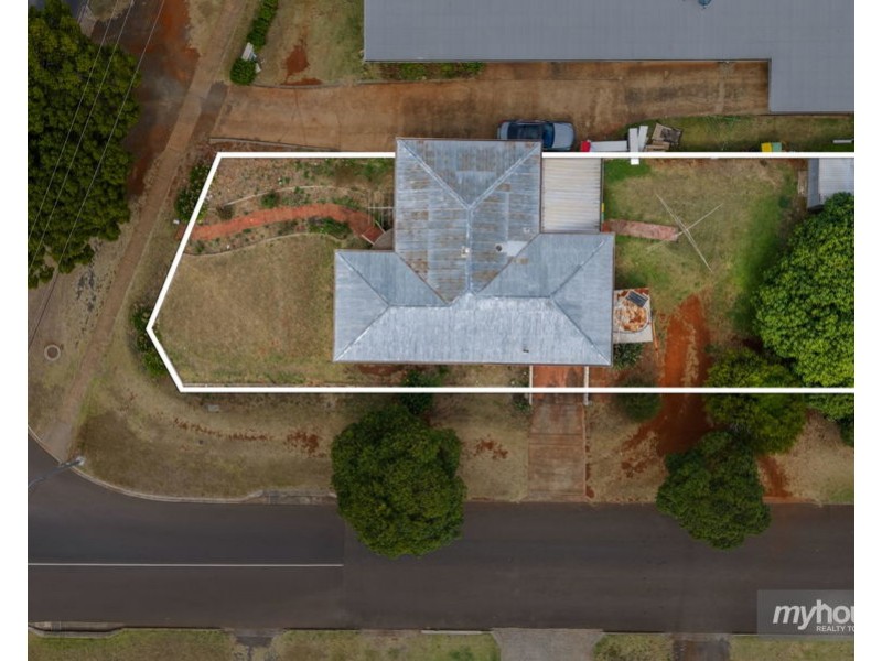 115 Anzac Avenue, Newtown QLD 4350