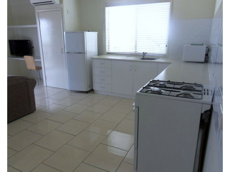 22/1-3 Uniplaza Court, Kearneys Spring QLD 4350