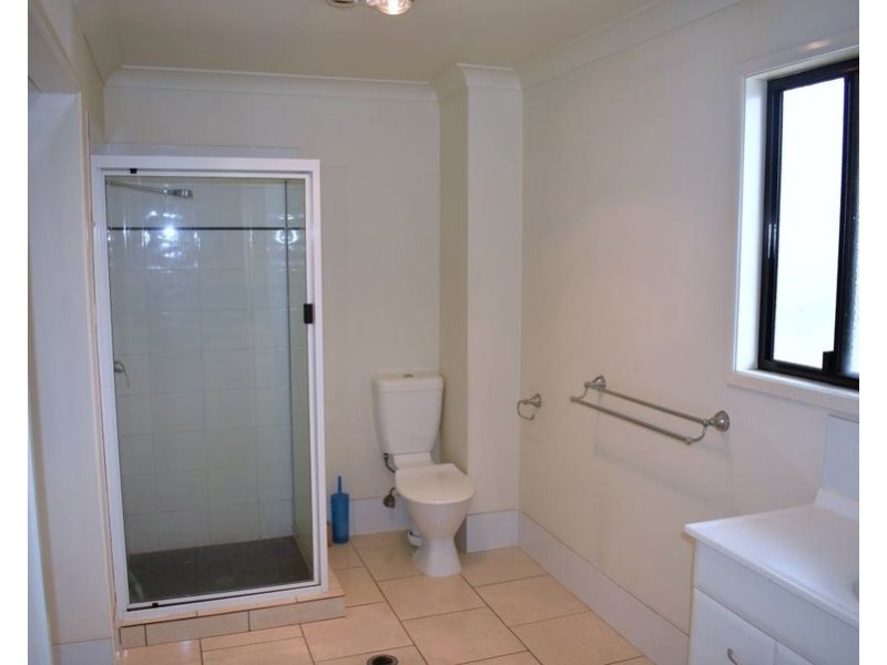 22/1-3 Uniplaza Court, Kearneys Spring QLD 4350