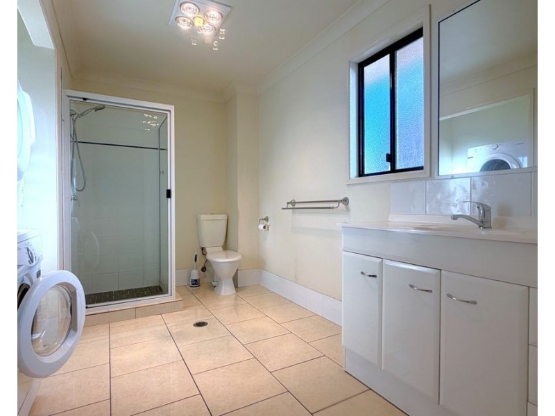 22/1-3 Uniplaza Court, Kearneys Spring QLD 4350