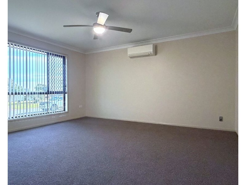50 Smythe Drive, Highfields QLD 4352