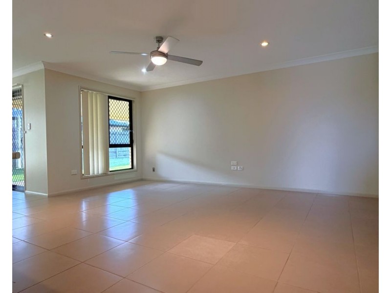 50 Smythe Drive, Highfields QLD 4352