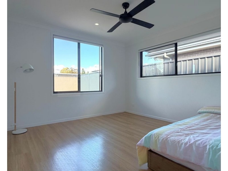 22 Madonna Circuit, Middle Ridge QLD 4350