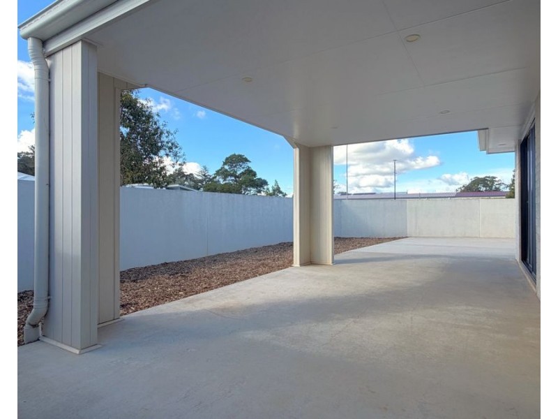 22 Madonna Circuit, Middle Ridge QLD 4350