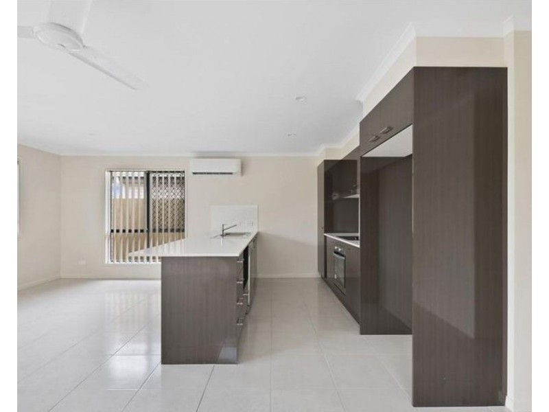 16 Gains Place, Glenvale QLD 4350