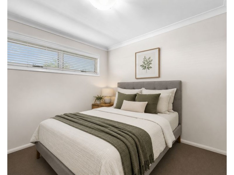 2/152 Kearney Street, Kearneys Spring QLD 4350
