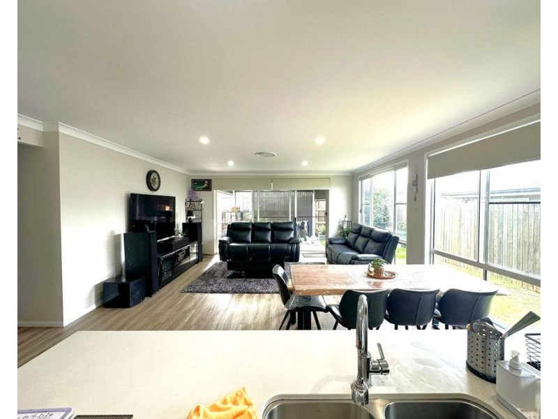 1/3 Mcgrory Drive, Kearneys Spring QLD 4350