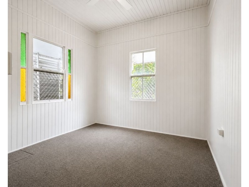 198 Ruthven Street, North Toowoomba QLD 4350