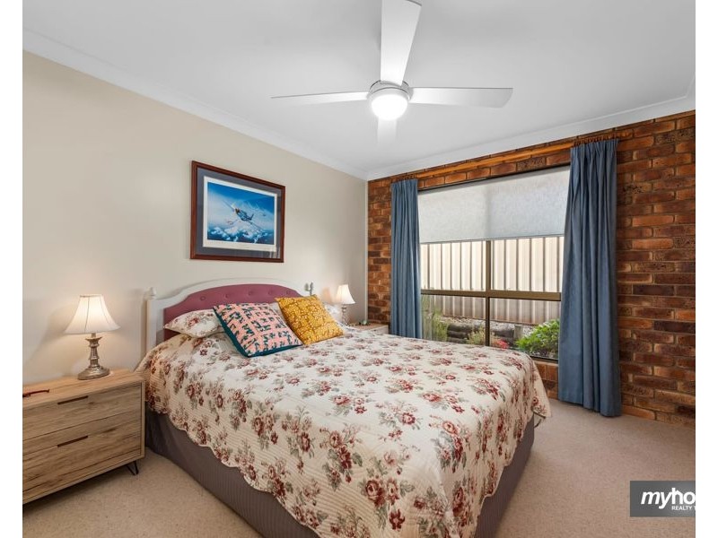 16 Stumm Street, Kearneys Spring QLD 4350