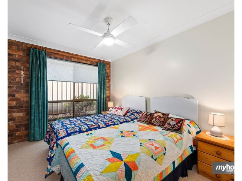 16 Stumm Street, Kearneys Spring QLD 4350