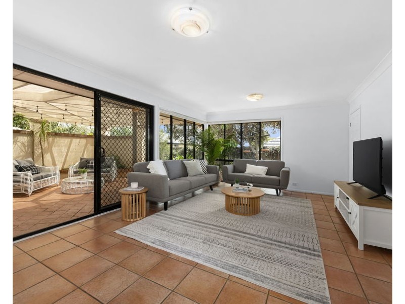 5 Turnberry Ct, Middle Ridge QLD 4350