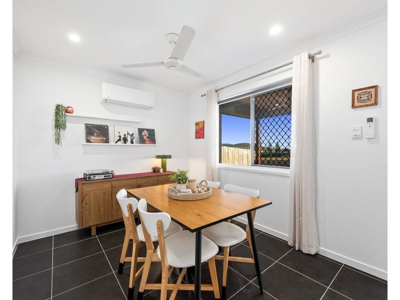 2/10 Kaytons Street, Drayton QLD 4350