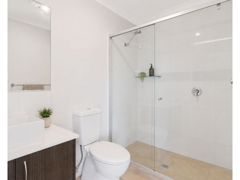 21a/65 Cambooya Street, Drayton QLD 4350