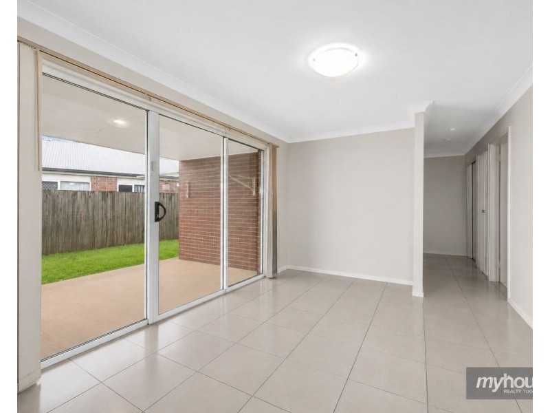 38 Sanctuary Drive, Cranley QLD 4350