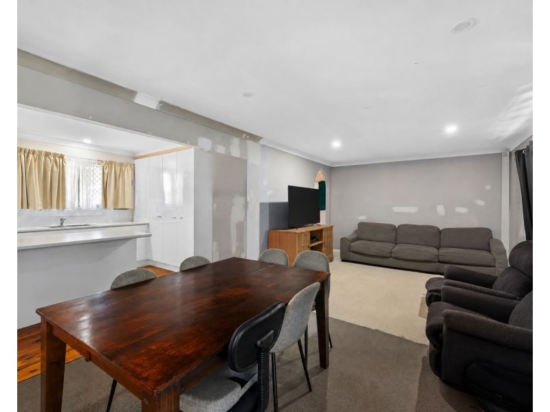 152 Alderley Street, Centenary Heights QLD 4350