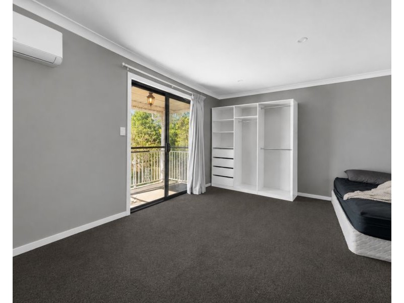 152 Alderley Street, Centenary Heights QLD 4350
