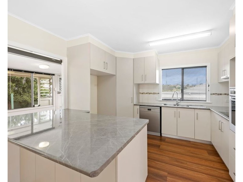 5 Eardley Street, Newtown QLD 4350