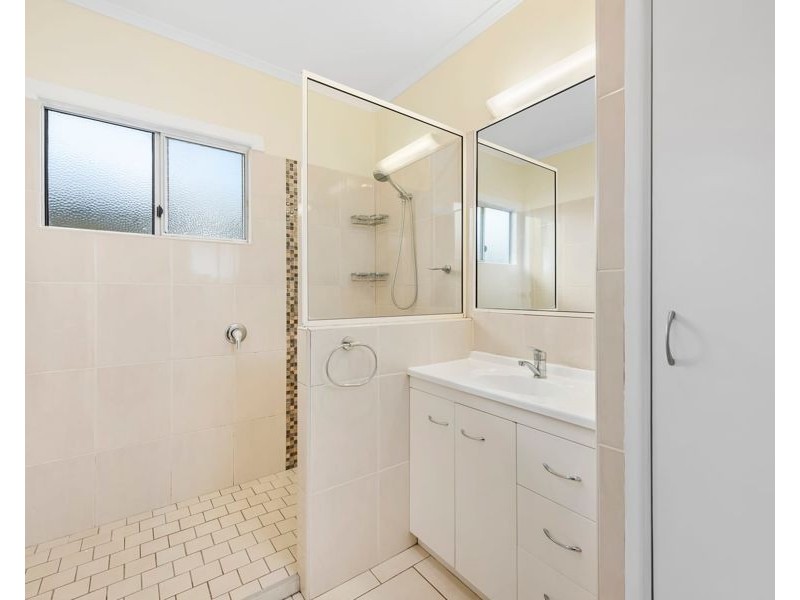 5 Eardley Street, Newtown QLD 4350