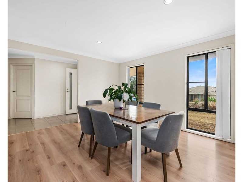 1 Mountain View Drive, Oakey QLD 4401